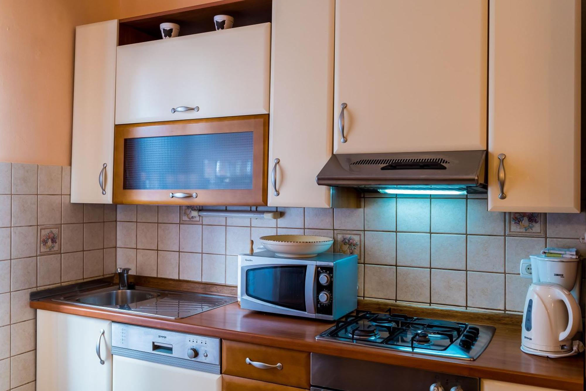 Apartman Sara *